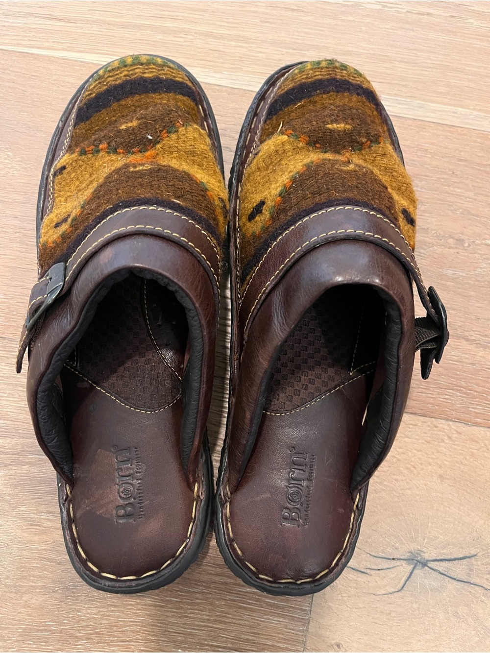 BORN Clogs Orange Brown Wool Southwestern Slip On Comfort Colorful Boho Western - Picture 4 of 11